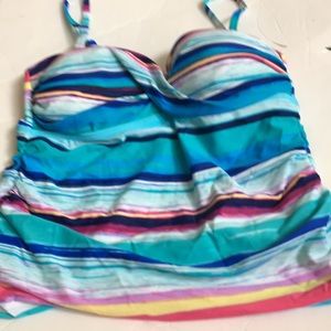 FINAL MARKDOWN Ladies 2Bamboo swimsuit top medium